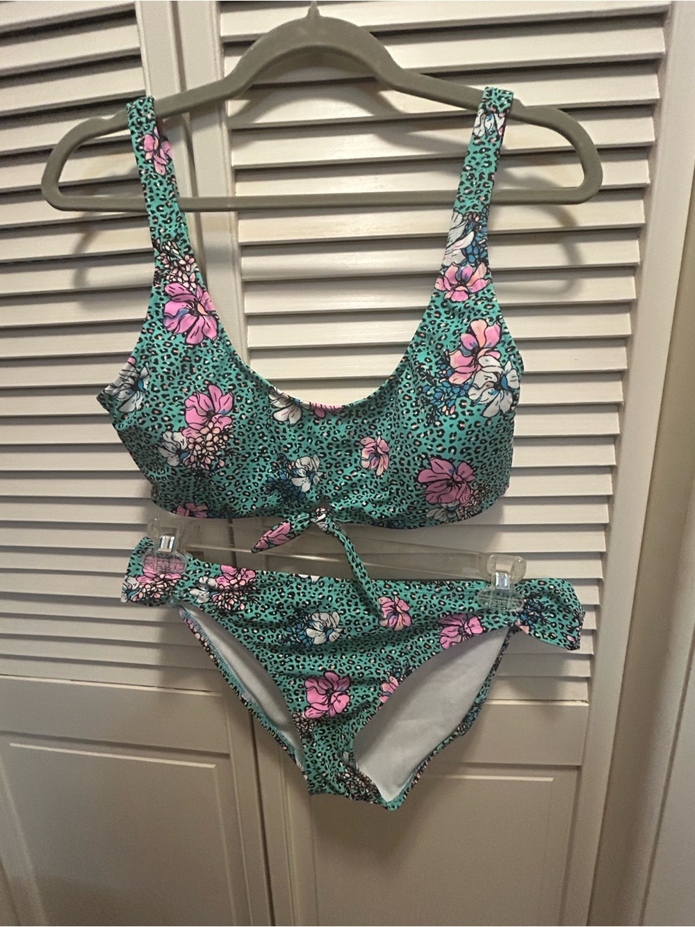 Green Floral Two-Piece Bikini Set with Pink Accents